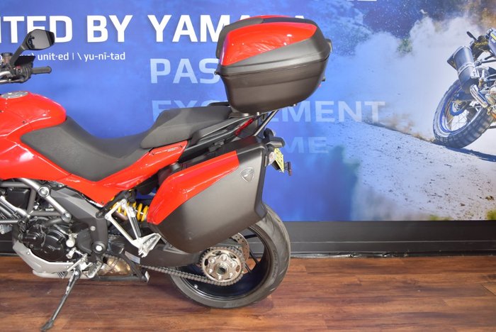 2013 Ducati MULTISTRADA S TOURING Red