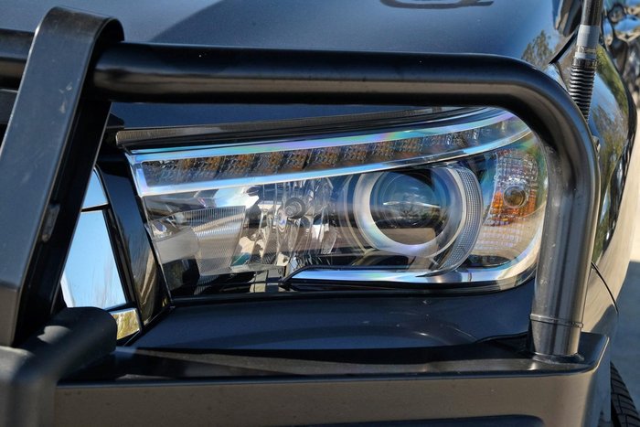 2019 Toyota Hilux SR5 GUN126R 4X4 Dual Range Graphite