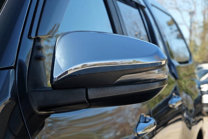 2019 Toyota Hilux SR5 GUN126R 4X4 Dual Range Graphite
