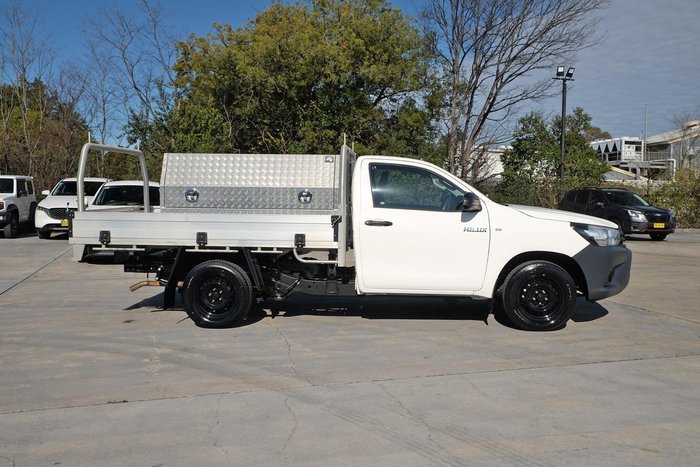 2021 Toyota Hilux Workmate TGN121R 4x2 Glacier White