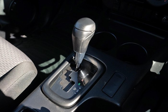 2021 Toyota Hilux Workmate TGN121R 4x2 Glacier White