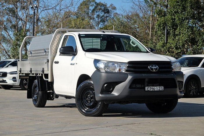 2021 Toyota Hilux Workmate TGN121R 4x2 Glacier White