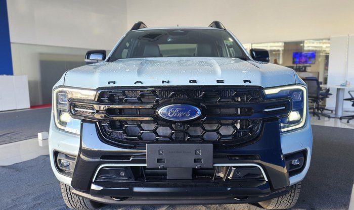 2025 Ford Ranger PHEV Stormtrak