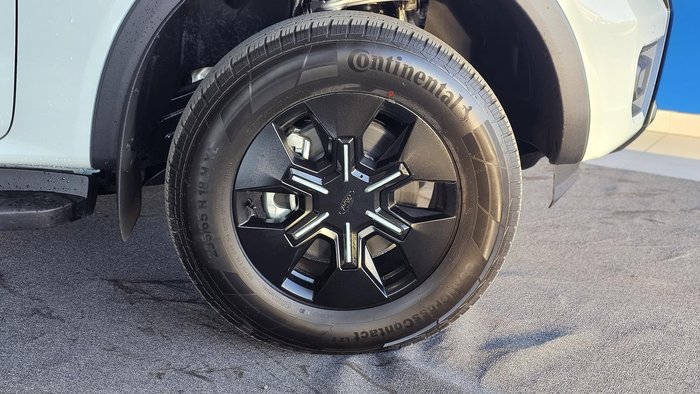 2025 Ford Ranger PHEV Stormtrak
