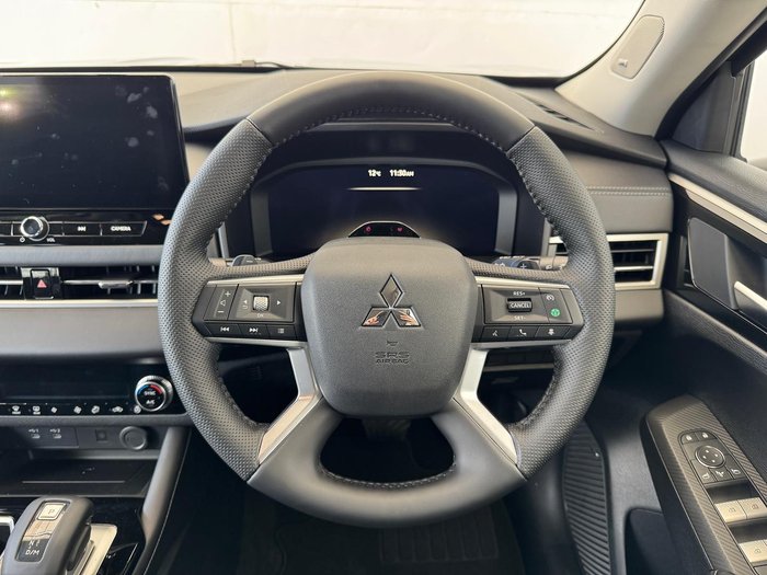 2025 Mitsubishi Outlander Aspire