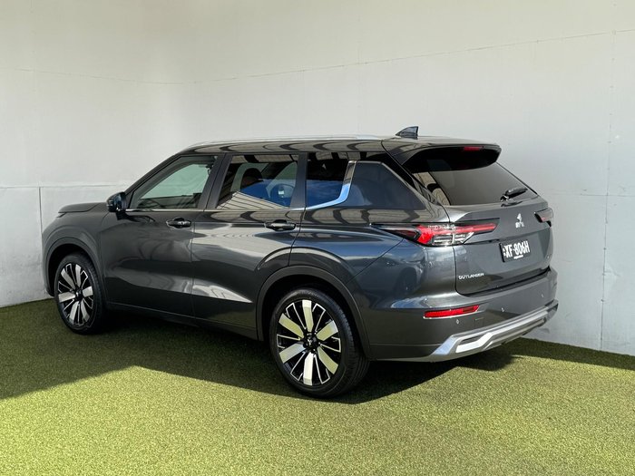 2025 Mitsubishi Outlander Aspire