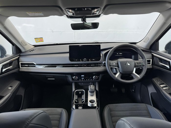 2025 Mitsubishi Outlander Aspire
