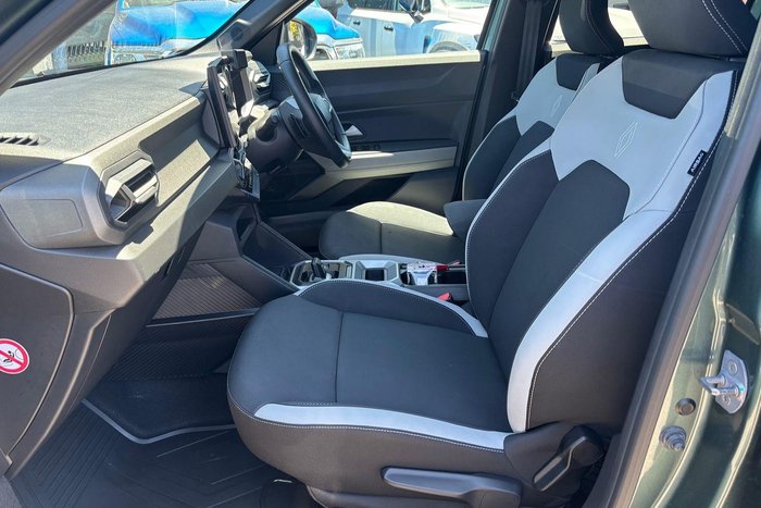 2025 Renault Duster Techno