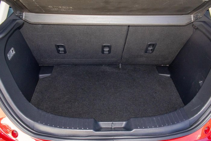 2015 Mazda 2 Maxx DJ Series Soul Red