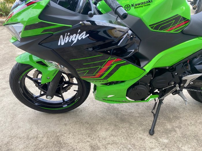 2022 Kawasaki NINJA 400 KRT INSPIRED CG Green