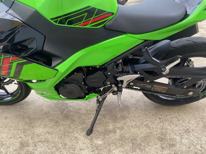 2022 Kawasaki NINJA 400 KRT INSPIRED CG Green
