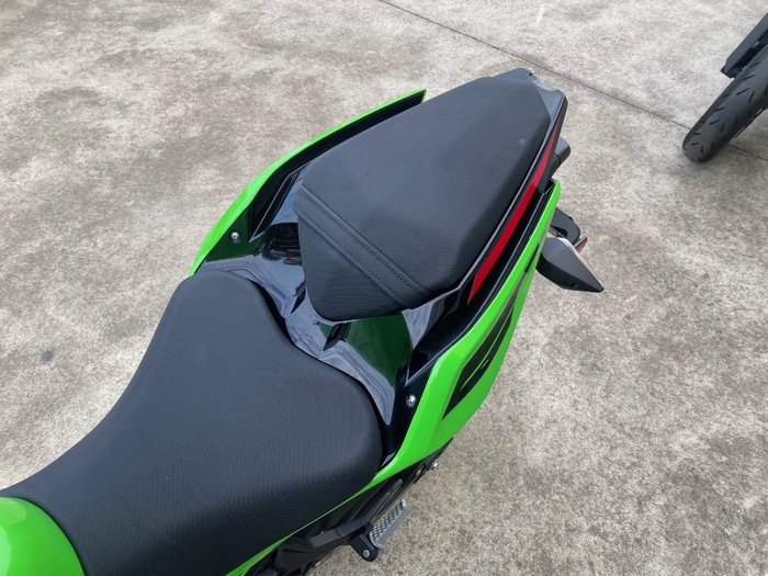 2022 Kawasaki NINJA 400 KRT INSPIRED CG Green