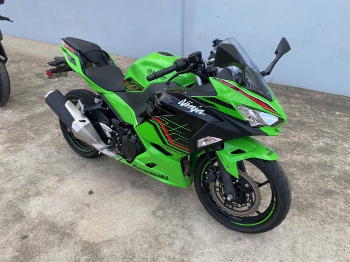 2022 Kawasaki NINJA 400 KRT INSPIRED CG Green