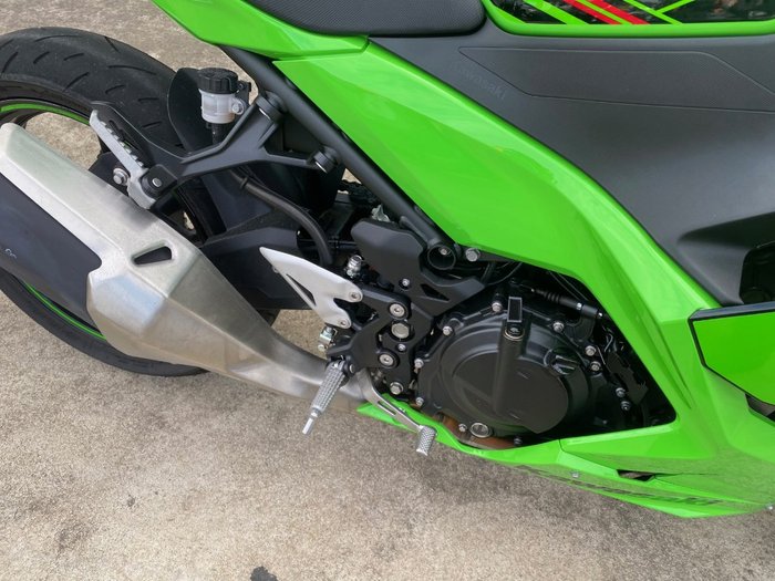 2022 Kawasaki NINJA 400 KRT INSPIRED CG Green
