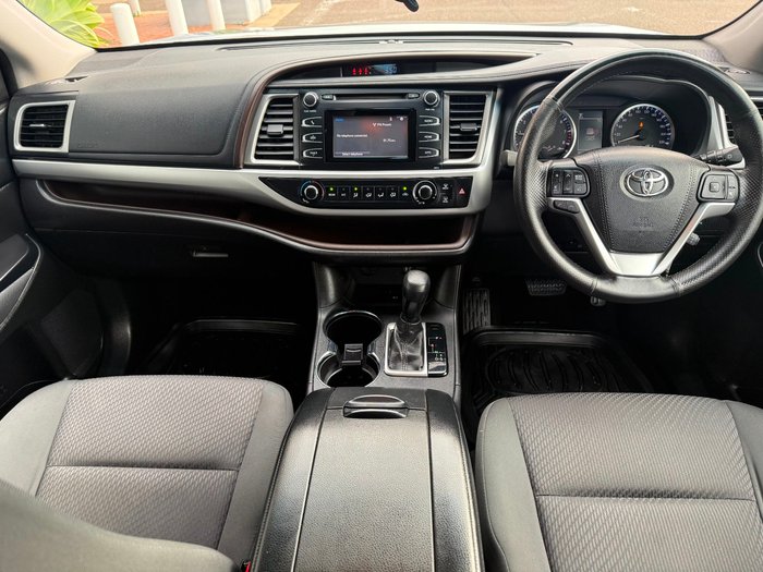 2017 Toyota Kluger GX