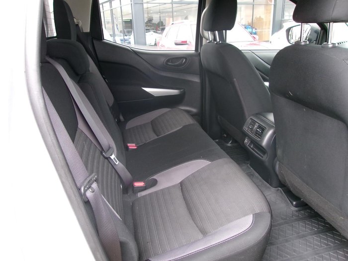 2023 Nissan Navara SL Warrior