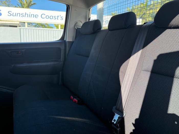 2013 Toyota Hilux SR