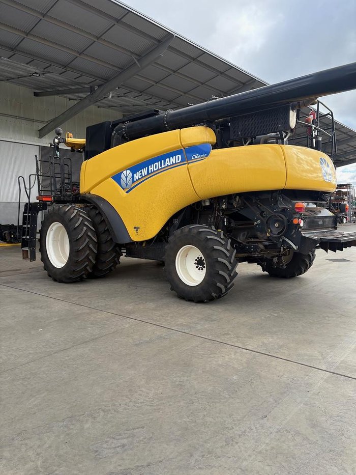 2013 New Holland Cr 9090 YELLOW
