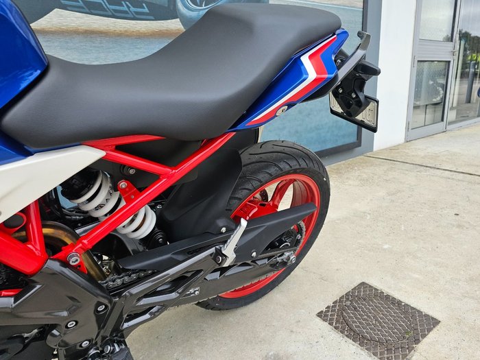 2025 BMW Motorrad 2025 Bmw 310CC G 310 R SPORTS Blue