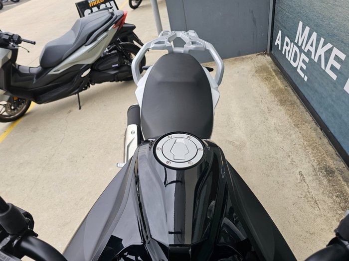 2025 BMW Motorrad G 310 GS Black