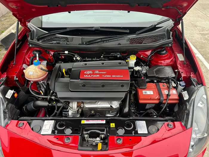 2018 Alfa Romeo Giulietta Super Series 2 Alfa Red