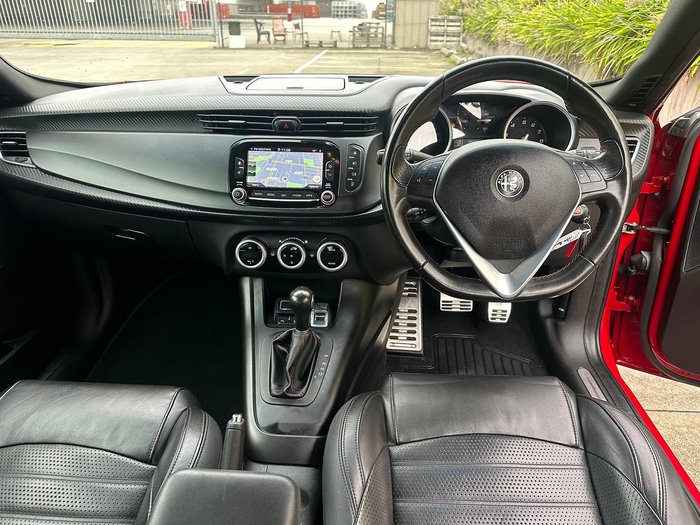 2018 Alfa Romeo Giulietta Super Series 2 Alfa Red