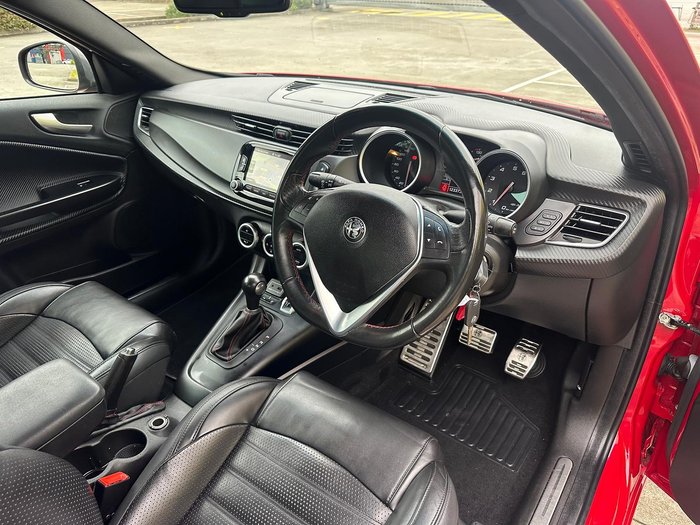 2018 Alfa Romeo Giulietta Super Series 2 Alfa Red