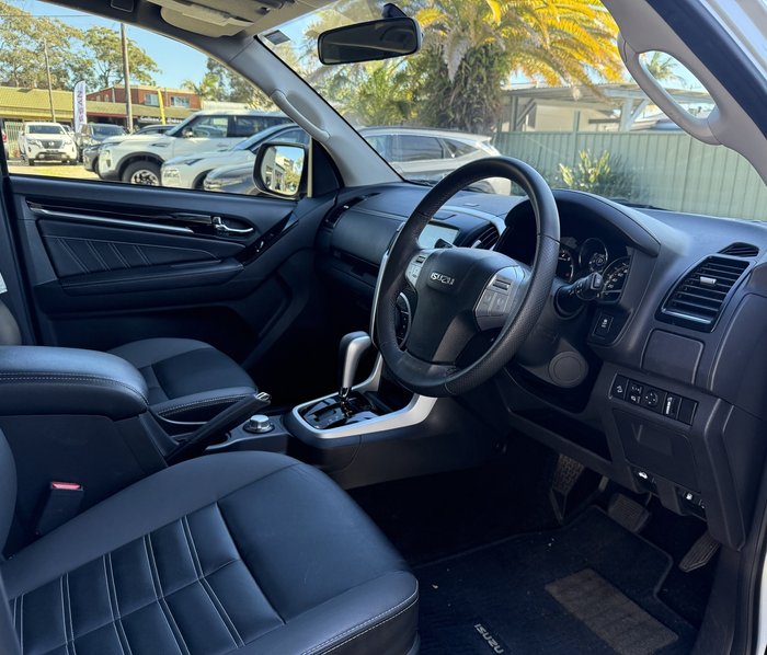 2019 Isuzu MU-X LS-T