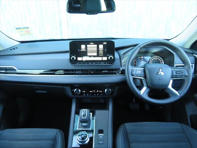 2024 MITSUBISHI Outlander