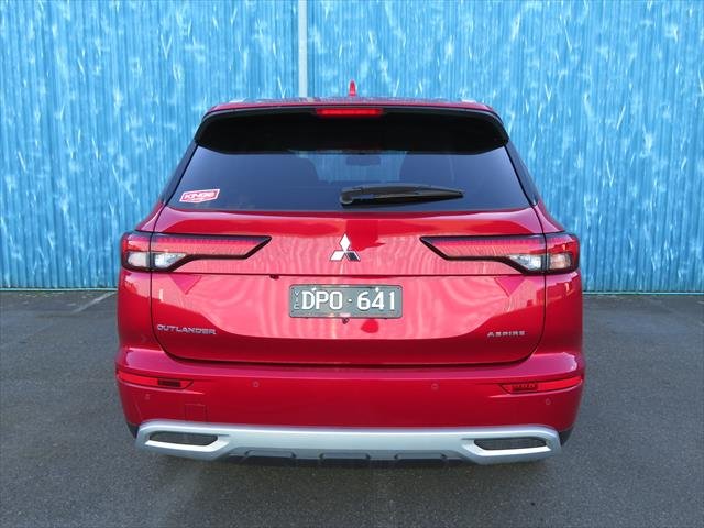 2024 MITSUBISHI Outlander