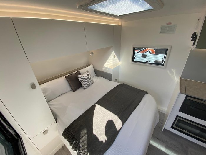 2025 Traveller 20' Destination Track Semi Off Road