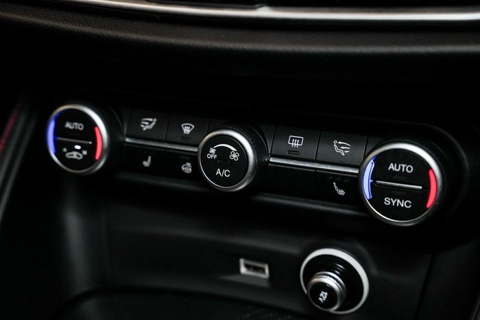 2019 Alfa Romeo Stelvio Quadrifoglio