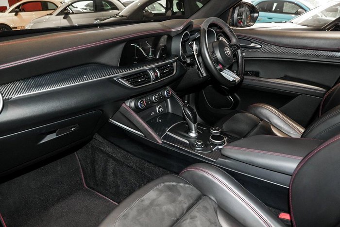 2019 Alfa Romeo Stelvio Quadrifoglio