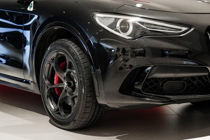 2019 Alfa Romeo Stelvio Quadrifoglio