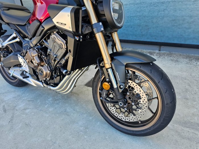 2025 Honda CB650RAC Red