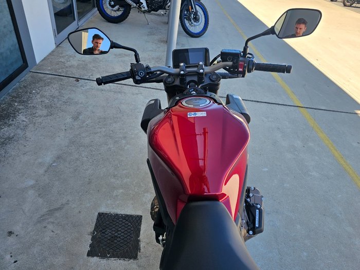 2025 Honda CB650RAC Red
