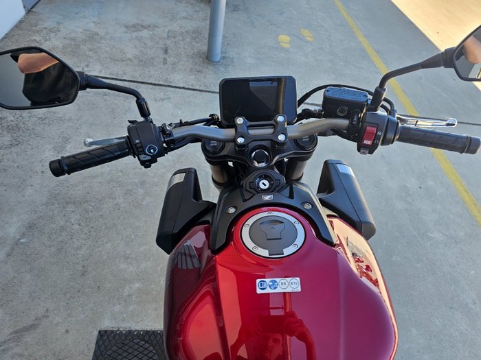 2025 Honda CB650RAC Red