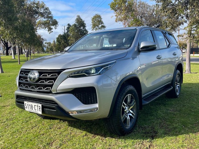 2022 Toyota Fortuner GX