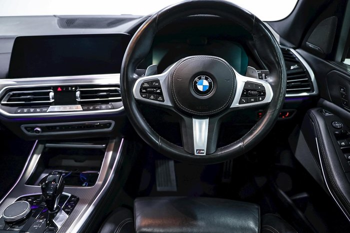 2020 BMW X5 M50i