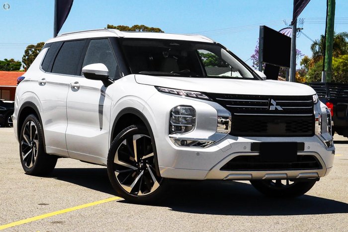 2024 Mitsubishi Outlander Exceed