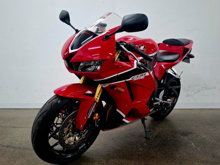 2018 Honda CBR600RR Red