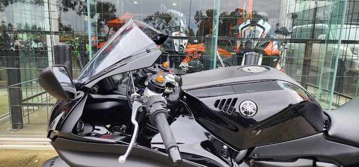 2024 Yamaha YZF-R7LA BLACK