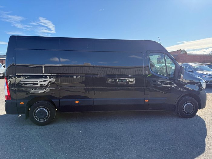 2023 Renault Master Pro 110kW X62 Phase 2 MY23 Pearlescent Black