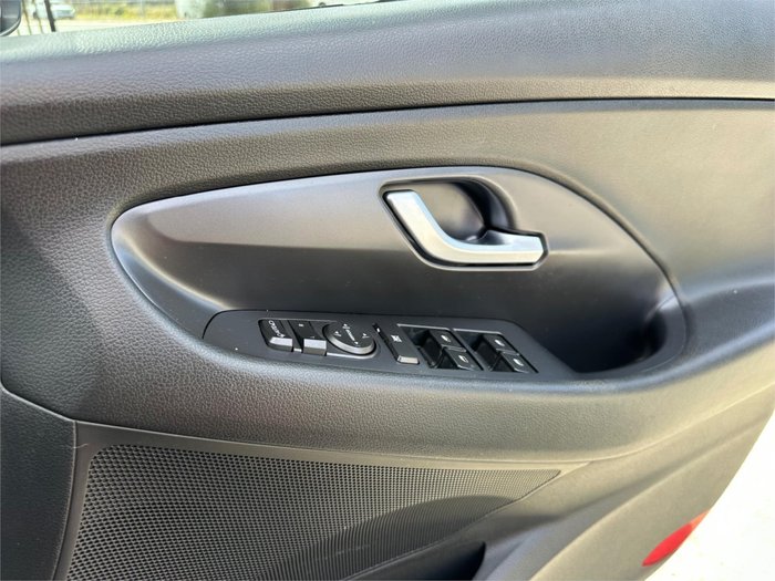 2018 HYUNDAI i30 ACTIVE