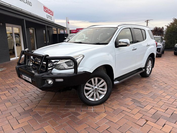 2017 Isuzu MU-X LS-T