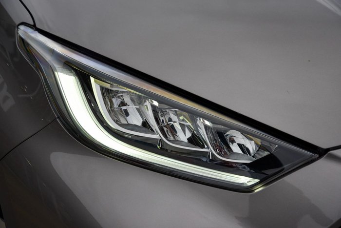 2022 Toyota Yaris ZR Hybrid