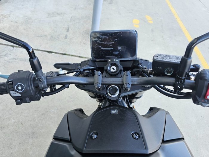 2025 Honda CB750 (HORNET) Black
