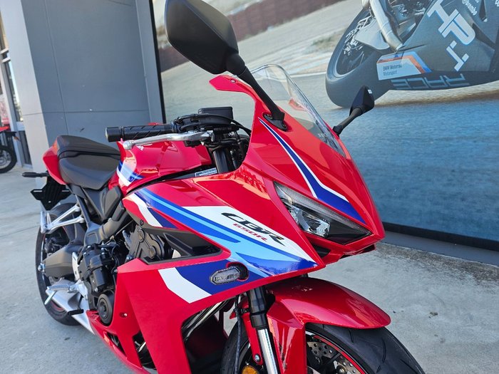 2025 Honda CBR650RAC Red