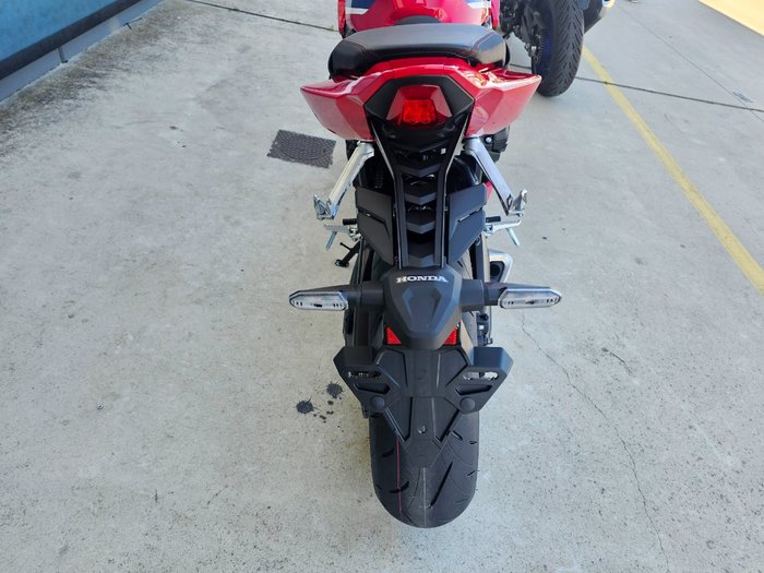 2025 Honda CBR650RAC Red