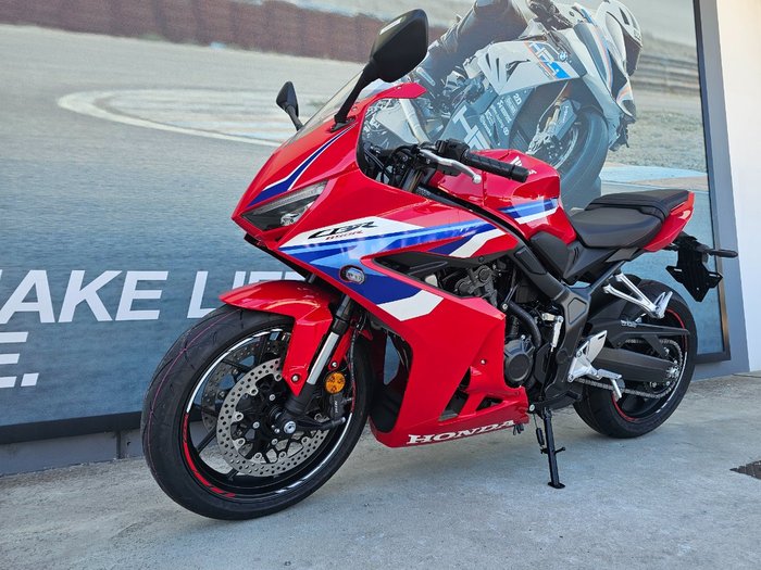2025 Honda CBR650RAC Red